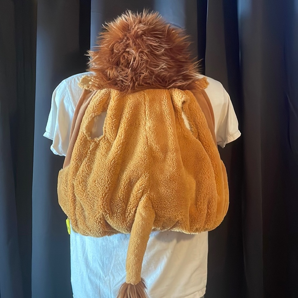 The Humane Society of the United States kids Lion costume vest